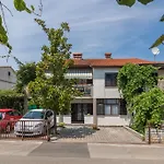 Apartman Katana *